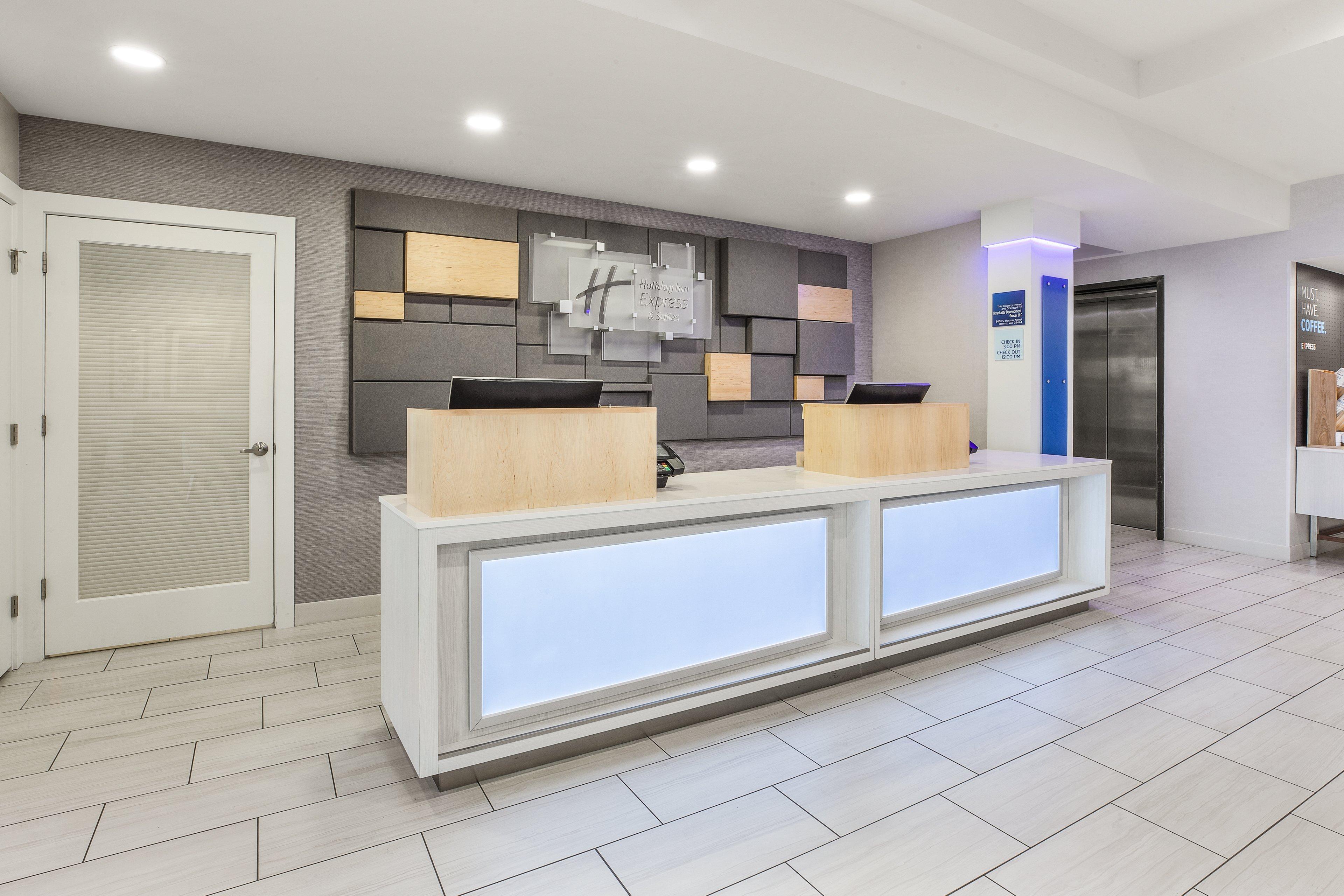 Holiday Inn Express & Suites Tacoma By Ihg Eksteriør billede
