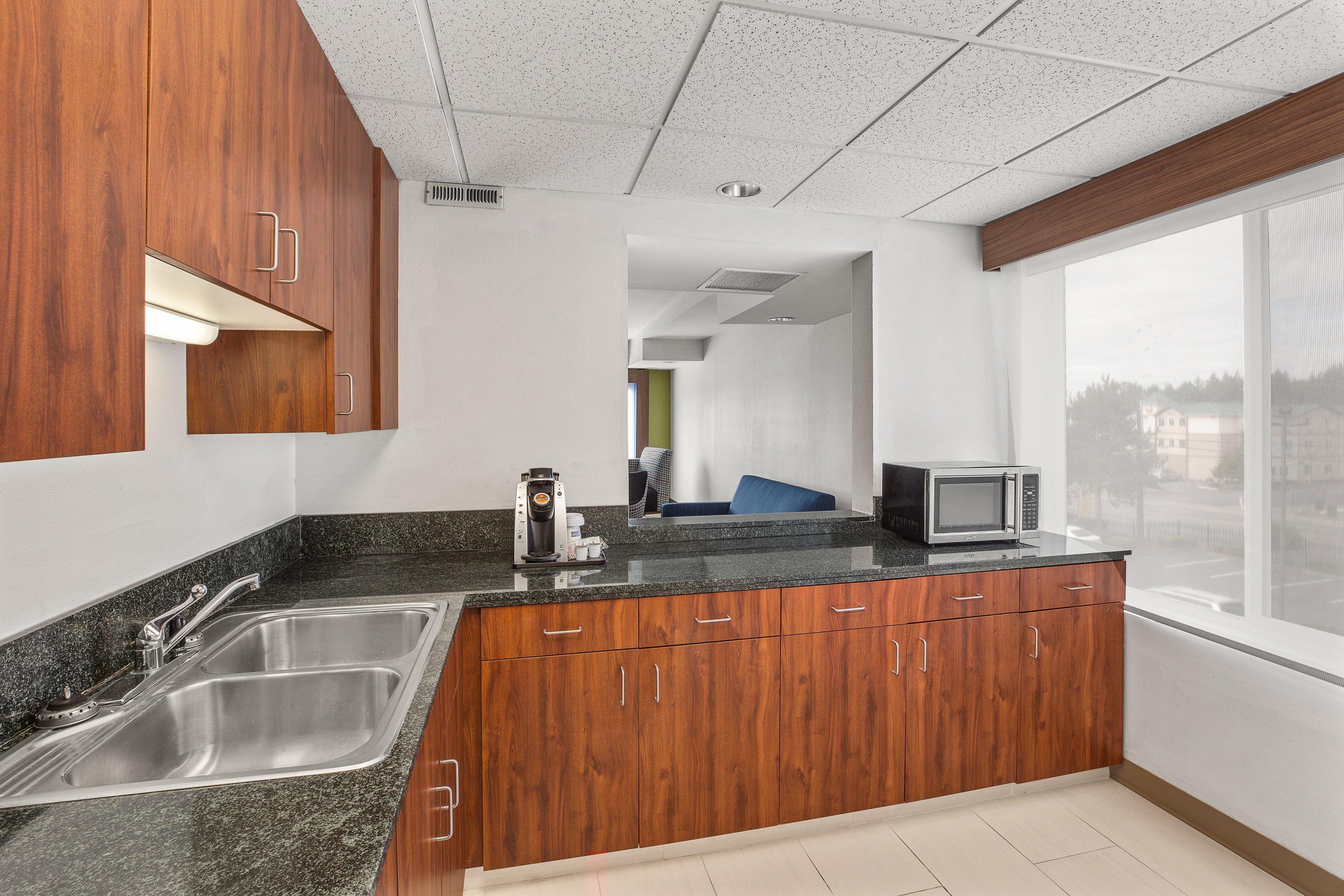 Holiday Inn Express & Suites Tacoma By Ihg Eksteriør billede
